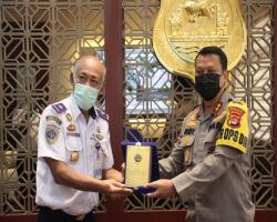 KAPOLDA BANTEN TERIMA KUNJUNGAN KE