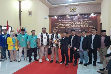 USAI DAFTAR KE KPU PASANGAN FAHMI 