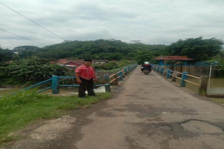 JEMBATAN BENDUNGAN DESA KEDIRI YAN