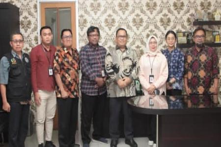 WABUP LEBAK MENERIMA KUNJUNGAN IRJ
