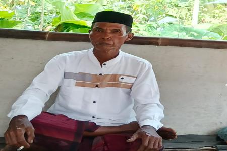 Warga Tolak Galian Tanah Merah di Pagi