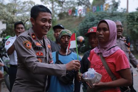 Polres Jember Tebar Kebaikan di Hari K