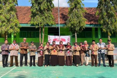 SMA NEGERI 3 BATUAN SUMENEP GELAR 