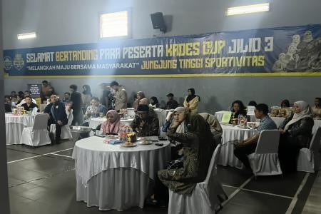 BANDUNG BARAT DAN FILIPINA BERTUKA